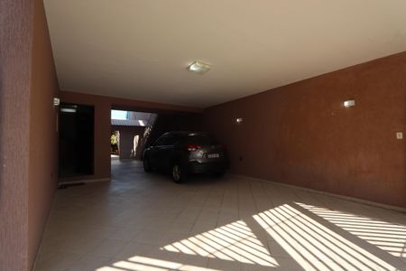Casa à venda com 420m², 5 quartos e 6 vagasGaragem