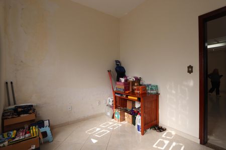 Casa à venda com 420m², 5 quartos e 6 vagasEscritório