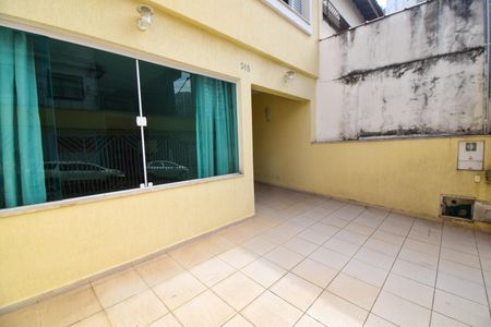 Casa para alugar com 121m², 3 quartos e 2 vagasGaragem