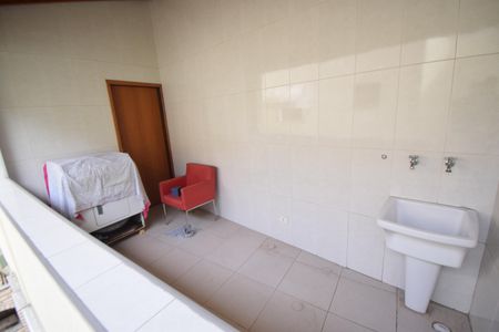 Casa para alugar com 121m², 3 quartos e 2 vagasÁrea de Serviço