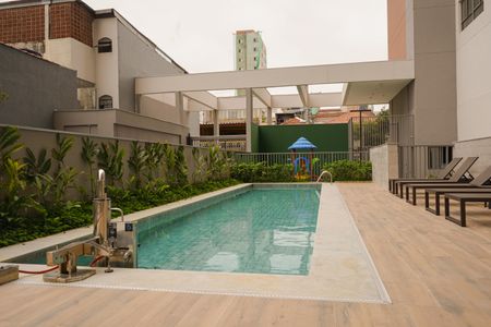Apartamento para alugar com 50m², 2 quartos e 1 vaga Apartamento para alugar com 50m², 2 quartos e 1 vagaÁrea comum - Piscina