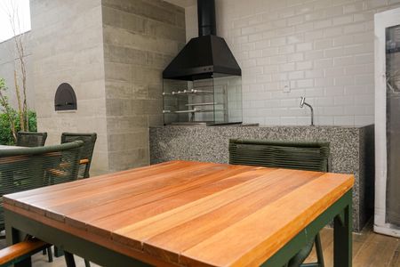 Apartamento para alugar com 50m², 2 quartos e 1 vaga Apartamento para alugar com 50m², 2 quartos e 1 vagaÁrea comum - Churrasqueira