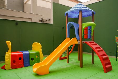 Apartamento para alugar com 50m², 2 quartos e 1 vaga Apartamento para alugar com 50m², 2 quartos e 1 vagaÁrea comum - Playground
