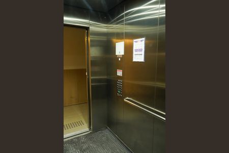 Apartamento para alugar com 50m², 2 quartos e 1 vaga Apartamento para alugar com 50m², 2 quartos e 1 vagaElevador Social