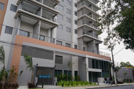 Apartamento para alugar com 50m², 2 quartos e 1 vaga Apartamento para alugar com 50m², 2 quartos e 1 vagaFachada