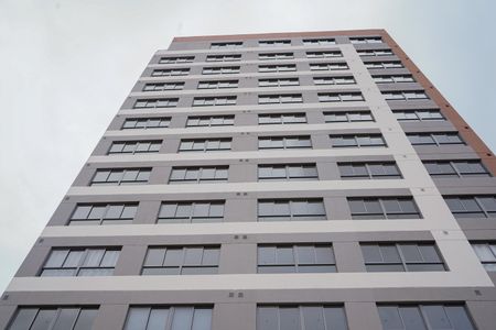 Apartamento para alugar com 50m², 2 quartos e 1 vaga Apartamento para alugar com 50m², 2 quartos e 1 vagaFachada