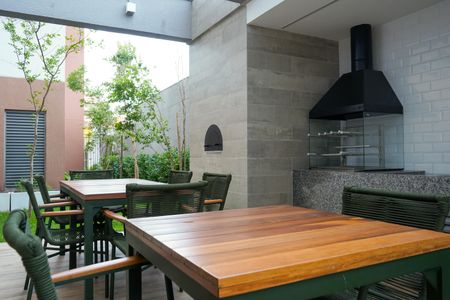 Apartamento para alugar com 50m², 2 quartos e 1 vaga Apartamento para alugar com 50m², 2 quartos e 1 vagaÁrea comum - Churrasqueira