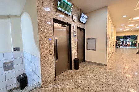 Hall de entrada de kitnet/studio para alugar com 1 quarto, 20m² em Copacabana, Rio de Janeiro