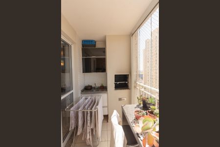 Sacada da Sala de apartamento para alugar com 3 quartos, 109m² em Vila Progresso, Campinas