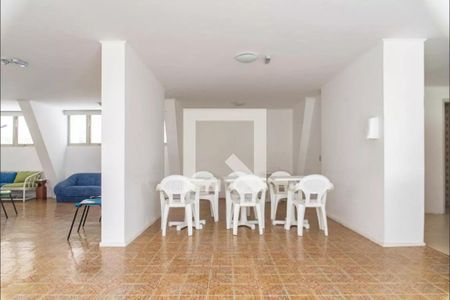 Apartamento à venda com 80m², 3 quartos e sem vaga Apartamento à venda com 80m², 3 quartos e sem vagaÁrea comum