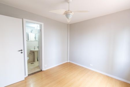 Apartamento à venda com 80m², 3 quartos e sem vaga Apartamento à venda com 80m², 3 quartos e sem vagaSuíte