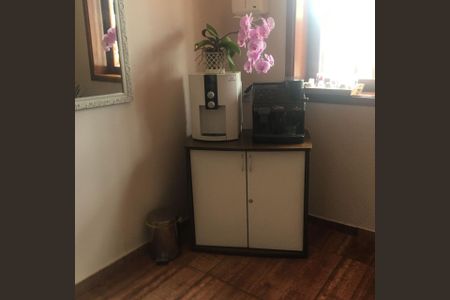 Casa à venda com 121m², 5 quartos e 1 vaga