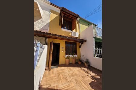 Casa à venda com 121m², 5 quartos e 1 vaga