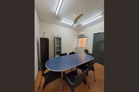 Casa à venda com 121m², 5 quartos e 1 vaga