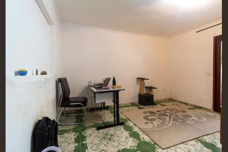 Casa à venda com 3 quartos, 180m² em Moinho Velho, São Paulo