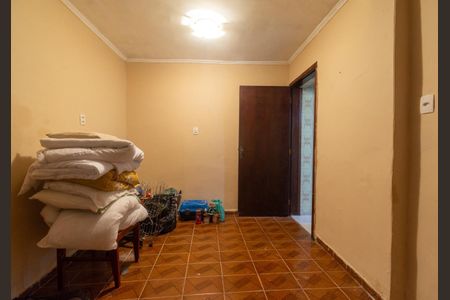 Casa à venda com 3 quartos, 180m² em Moinho Velho, São Paulo