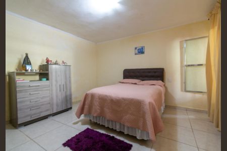 Casa à venda com 3 quartos, 180m² em Moinho Velho, São Paulo