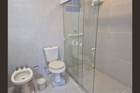 Casa à venda com 4 quartos, 320m² em Campo Belo, São Paulo