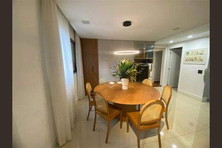 Apartamento à venda com 4 quartos, 151m² em Campo Belo, São Paulo