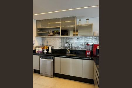 Apartamento à venda com 122m², 3 quartos e 2 vagasCozinha