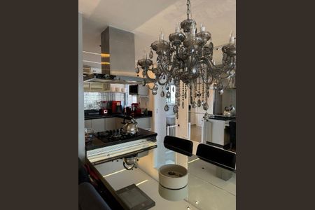 Apartamento à venda com 122m², 3 quartos e 2 vagasCozinha