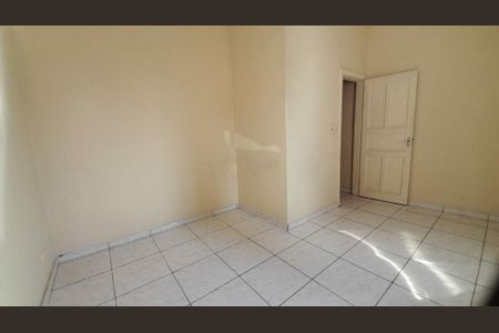 Casa à venda com 2 quartos, 60m² em Vila Carrão, São Paulo