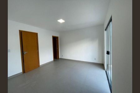 Casa à venda com 3 quartos, 150m² em Piratininga, Niterói