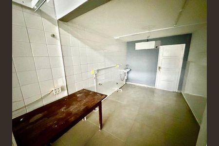 Casa à venda com 3 quartos, 154m² em Icaraí, Niterói