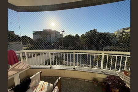 Apartamento à venda com 2 quartos, 75m² em Itaipu, Niterói