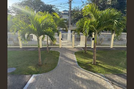 Apartamento à venda com 2 quartos, 75m² em Itaipu, Niterói