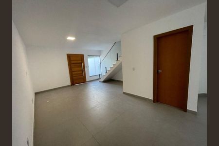 Casa à venda com 3 quartos, 150m² em Piratininga, Niterói