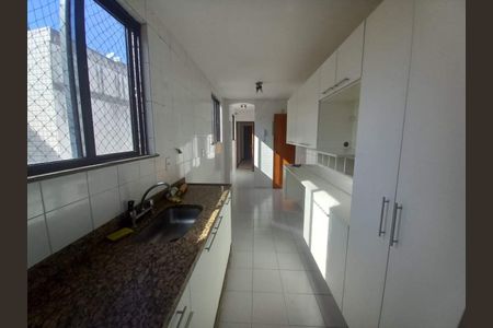 Apartamento à venda com 205m², 2 quartos e 2 vagas