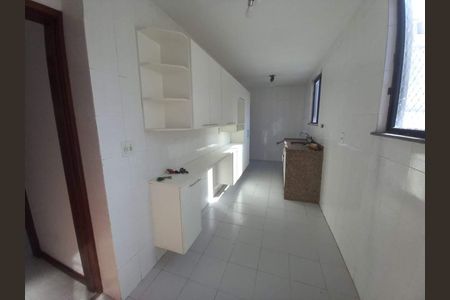 Apartamento à venda com 205m², 2 quartos e 2 vagas