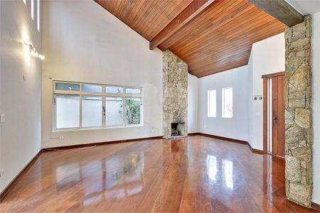 Casa de Condomínio à venda com 3 quartos, 375m² em Vila Cruzeiro, São Paulo