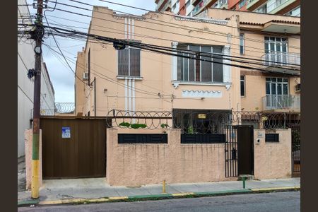 Casa para alugar com 249m², 5 quartos e 4 vagasFachada