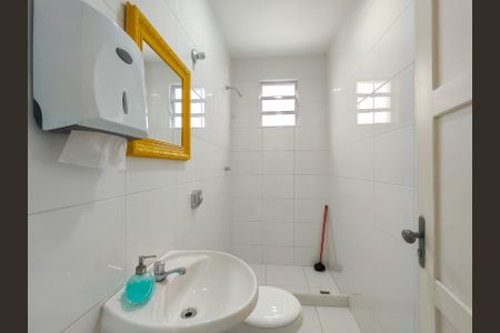 Casa para alugar com 249m², 5 quartos e 4 vagasBanheiro Corredor