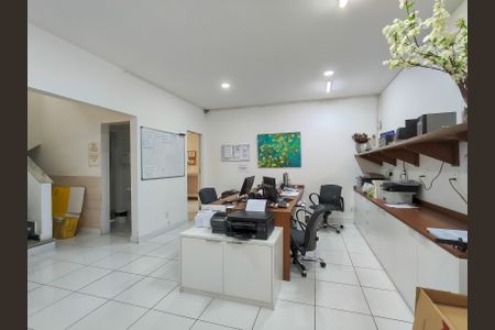 Casa para alugar com 249m², 5 quartos e 4 vagasSala