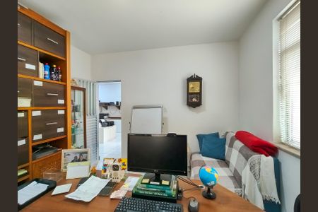 Casa para alugar com 249m², 5 quartos e 4 vagasQuarto 1