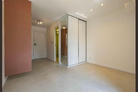 Kitnet/Studio à venda com 1 quarto, 28m² em Pinheiros, São Paulo