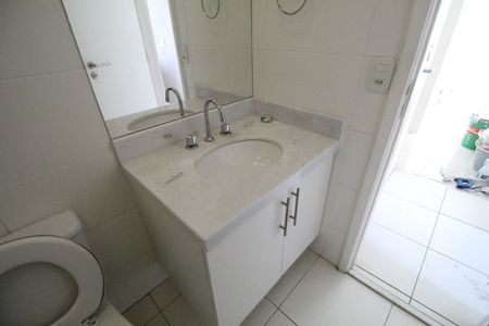 Apartamento para alugar com 71m², 2 quartos e 2 vagasBanheiro da suíte 2