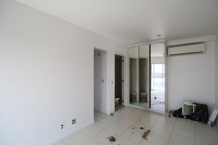 Apartamento para alugar com 71m², 2 quartos e 2 vagasSala