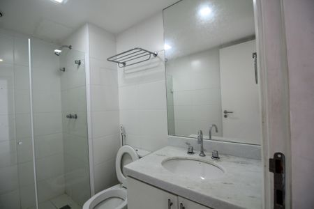 Apartamento para alugar com 71m², 2 quartos e 2 vagasQuarto 2 - Suíte