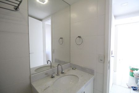 Apartamento para alugar com 71m², 2 quartos e 2 vagasBanheiro da suíte 2