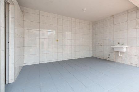 Foto 37 de casa à venda com 2 quartos, 158m² em Vila Ivone, São Paulo