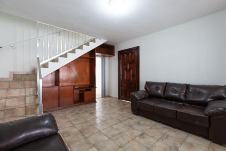 Casa à venda com 158m², 2 quartos e 2 vagas Casa à venda com 158m², 2 quartos e 2 vagasFoto 03