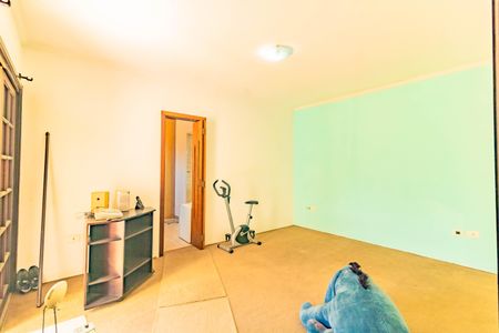 Casa à venda com 195m², 3 quartos e 3 vagasSuíte 3