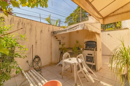 Casa à venda com 195m², 3 quartos e 3 vagasÁrea Externa