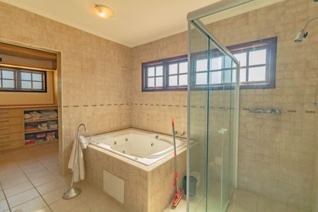 Casa à venda com 195m², 3 quartos e 3 vagasBanheiro da Suíte 3