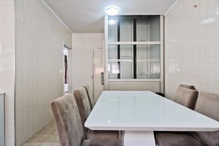 Casa à venda com 208m², 3 quartos e 3 vagasCopa