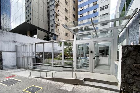 Apartamento para alugar com 90m², 2 quartos e 1 vagaFachada